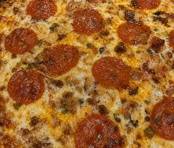 Skillet Pepperoni Pizza