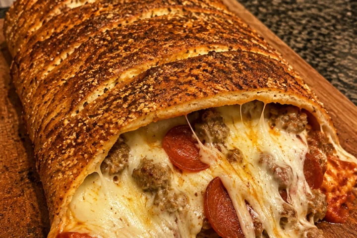 Stuffed Cheesy Pepperoni and Sausage Bread